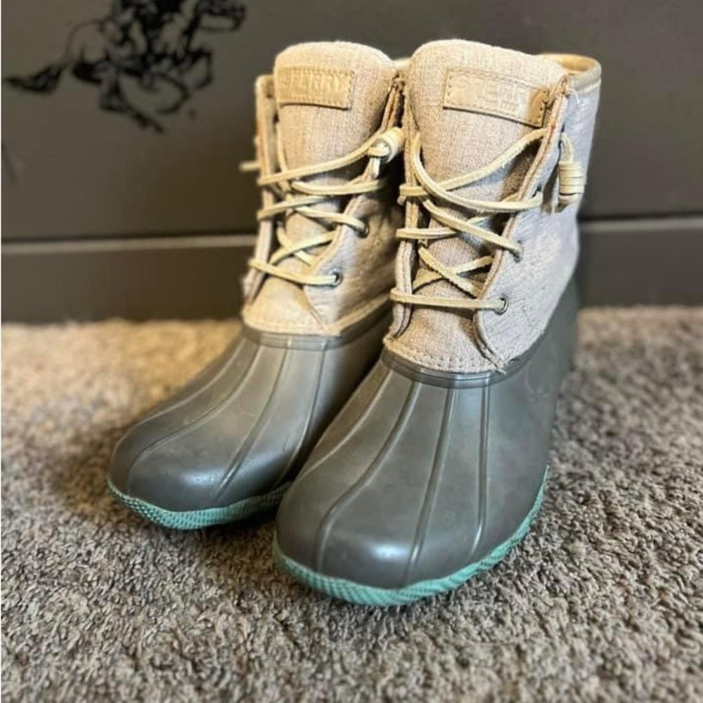 Sperry duck boots